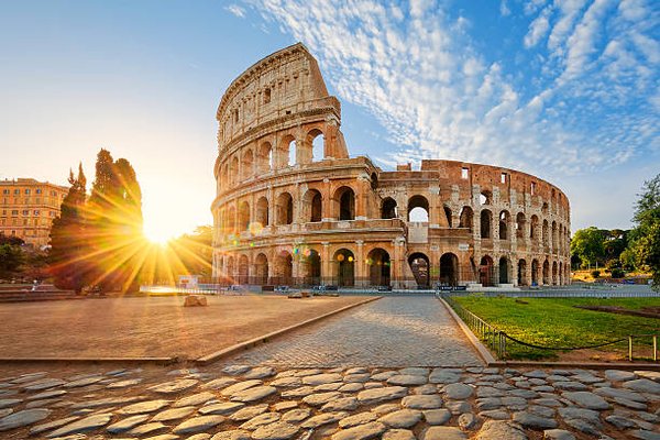 Visiter l'italie : explorez entre paysages et traditions enrichissantes